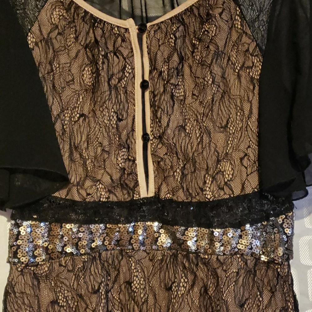 Blouse - Picture 2 of 4